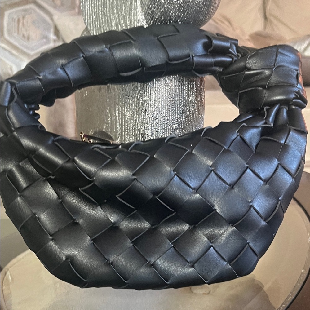 Elegant Black Woven Women's Bag